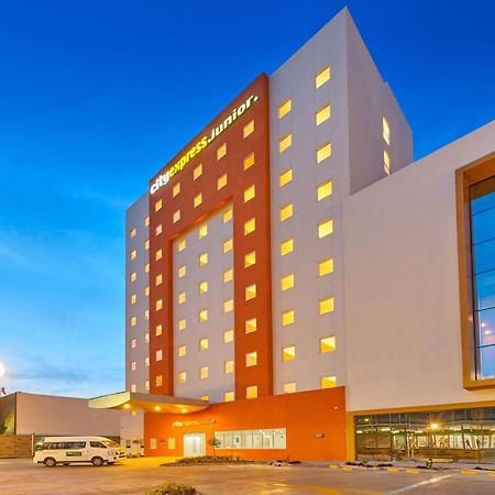 City Express Junior By Marriott Leon Centro De Convenciones Exteriör bild