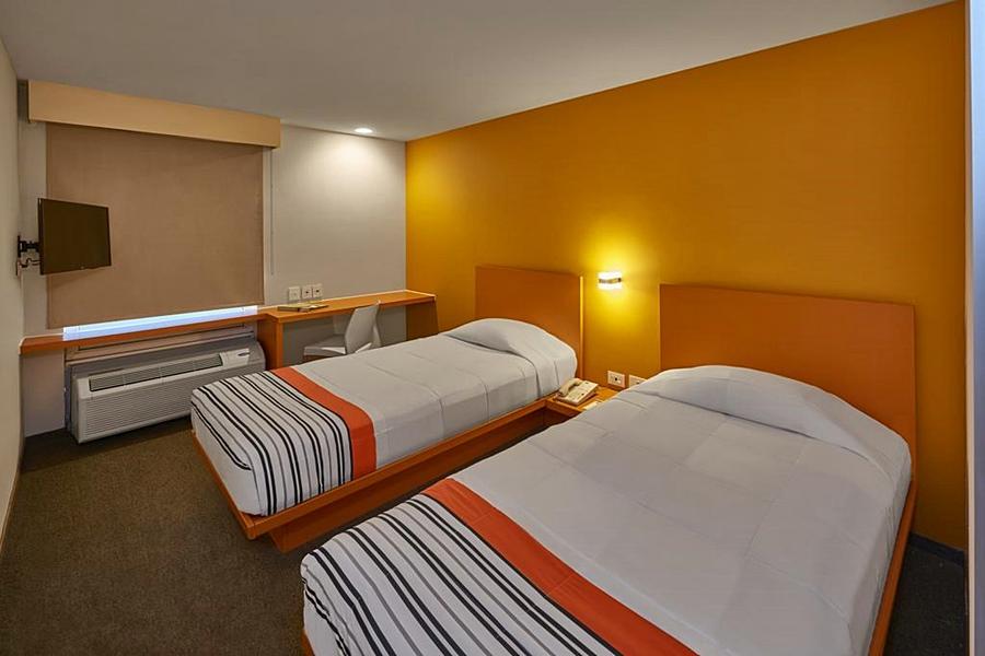 City Express Junior By Marriott Leon Centro De Convenciones Exteriör bild
