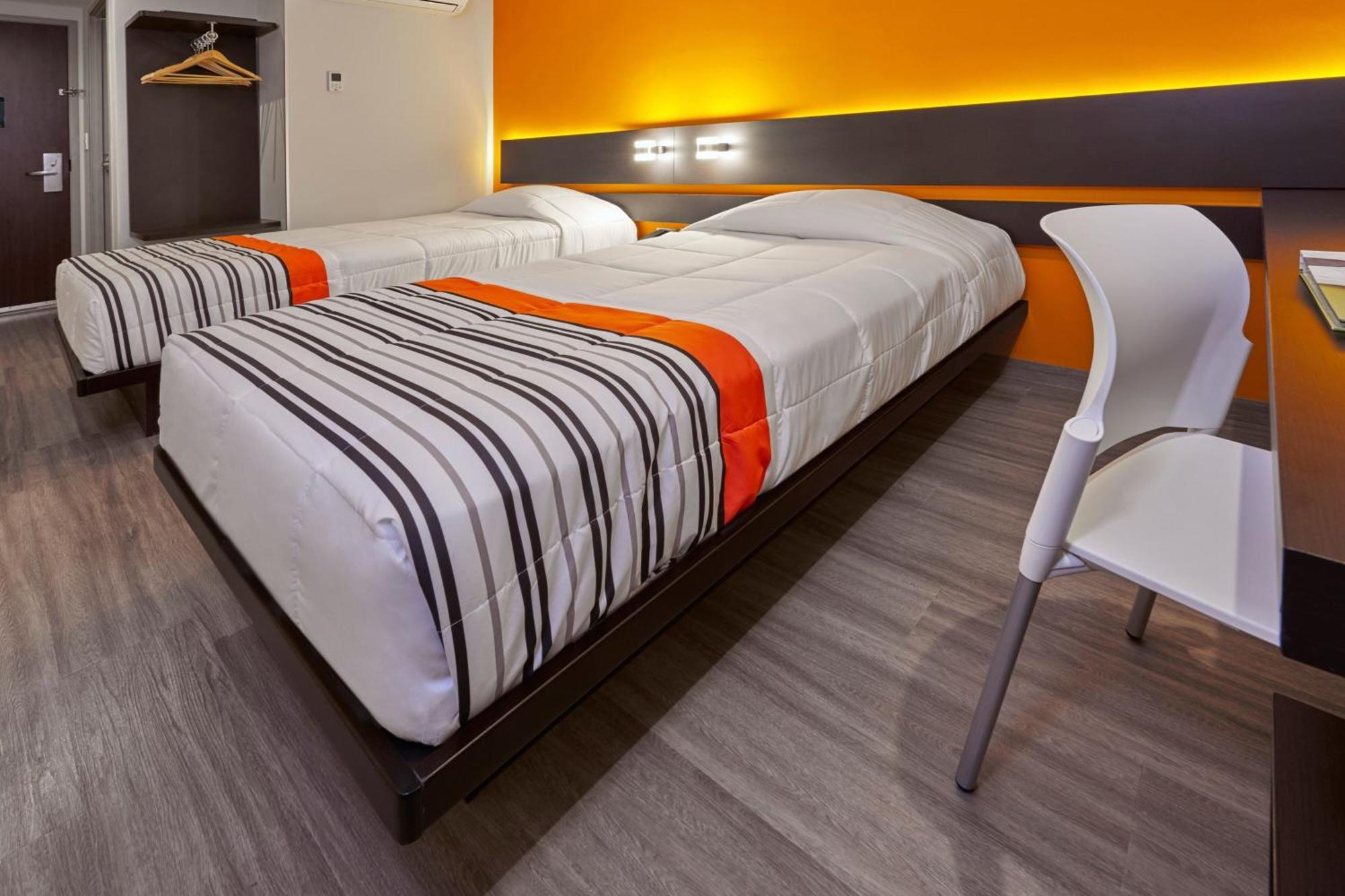 City Express Junior By Marriott Leon Centro De Convenciones Exteriör bild