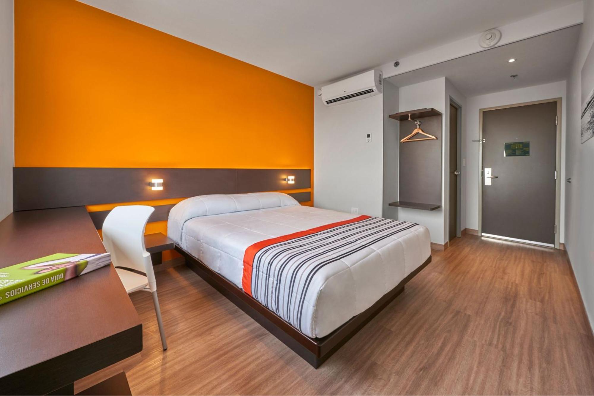 City Express Junior By Marriott Leon Centro De Convenciones Exteriör bild