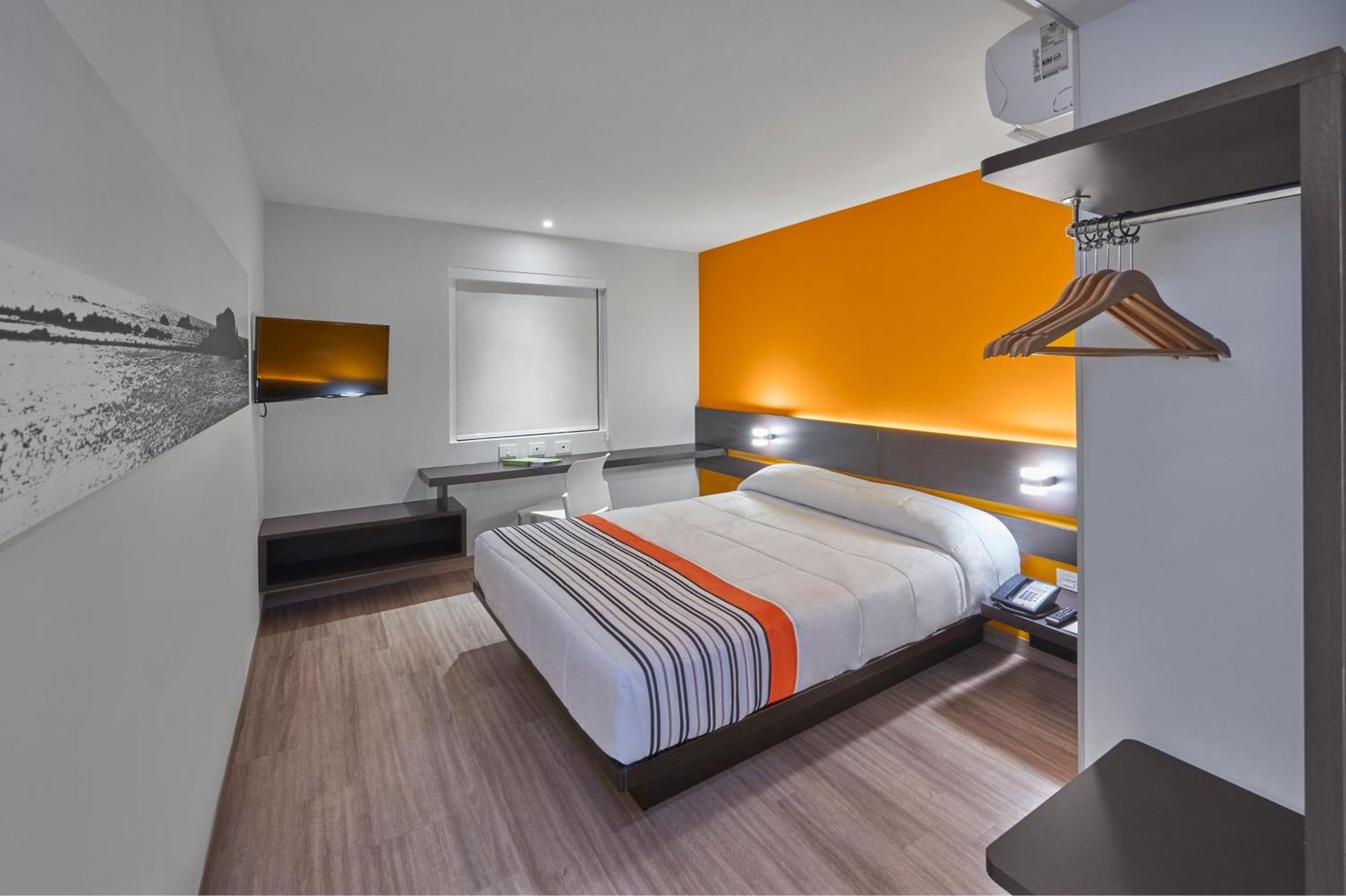 City Express Junior By Marriott Leon Centro De Convenciones Exteriör bild