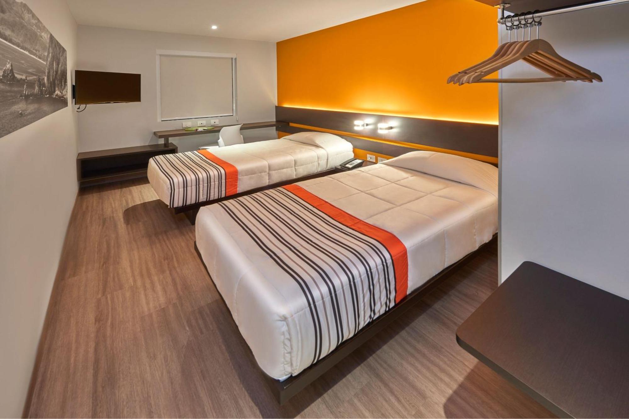 City Express Junior By Marriott Leon Centro De Convenciones Exteriör bild